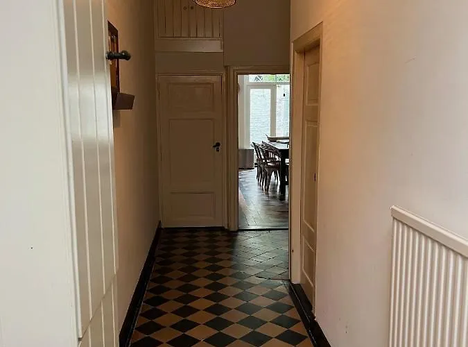 度假居 Monumentale Stadswoning In Hartje Binnenstad