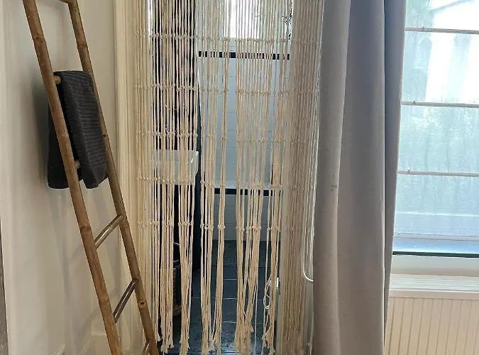 Monumentale Stadswoning In Hartje Binnenstad Сasa de vacaciones