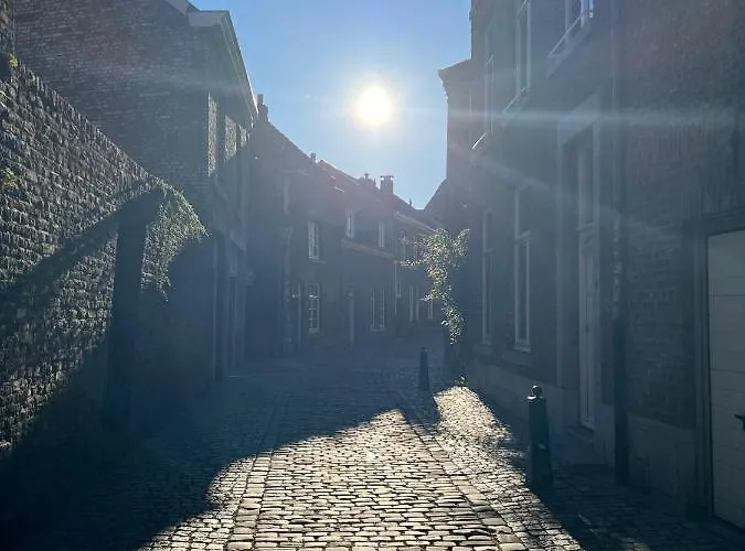 Monumentale Stadswoning In Hartje Binnenstad 度假居